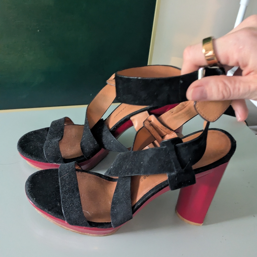 Marc By Marc Jacobs Black and Pink Heels